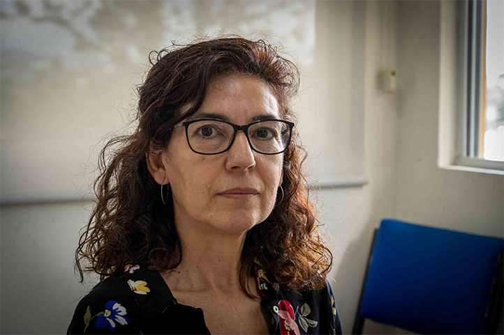 Académica de Barcelona impulsa inclusión educativa en UV