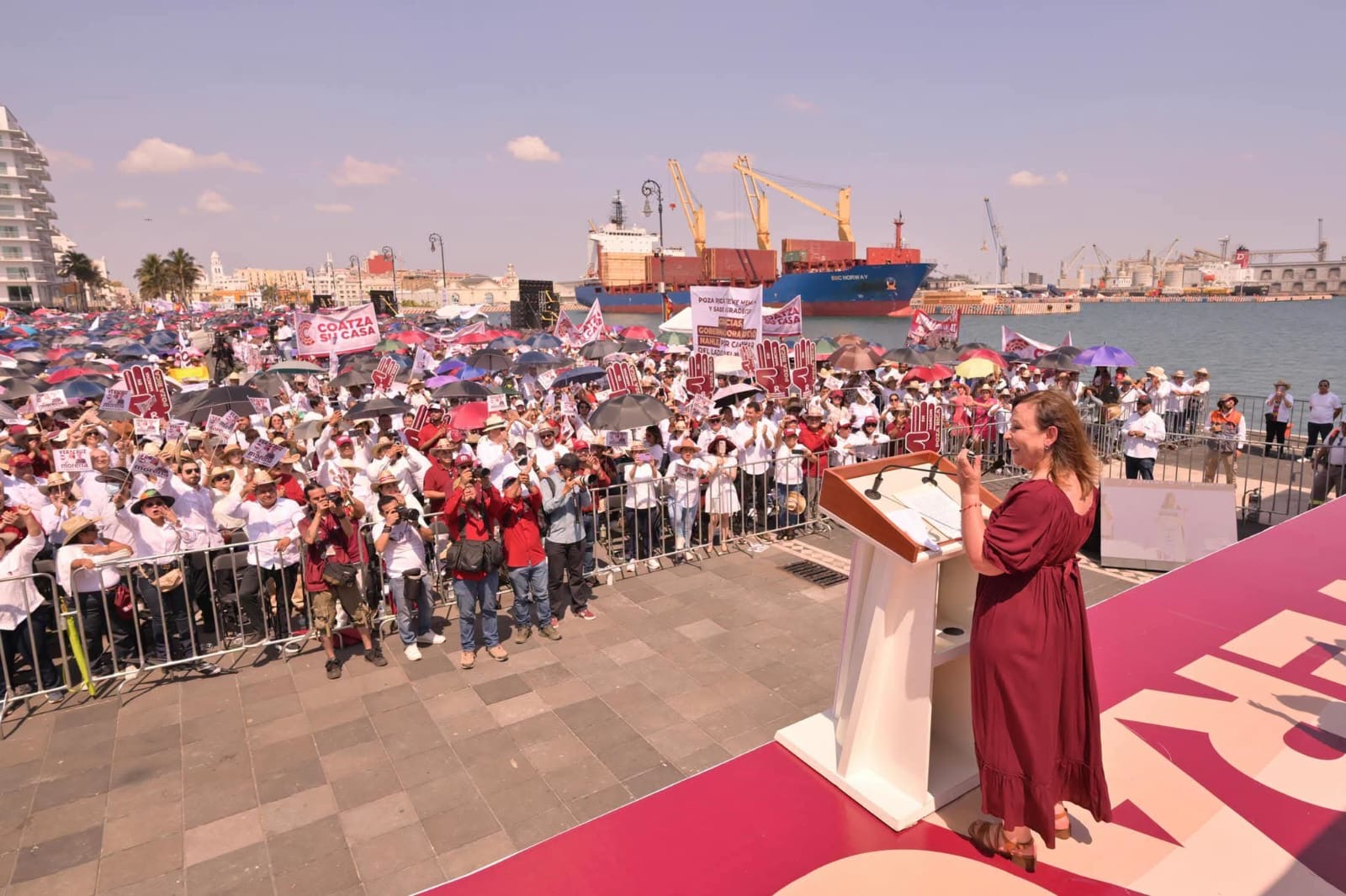 Rocío Nahle llama a defender la democracia y la soberanía en Veracruz