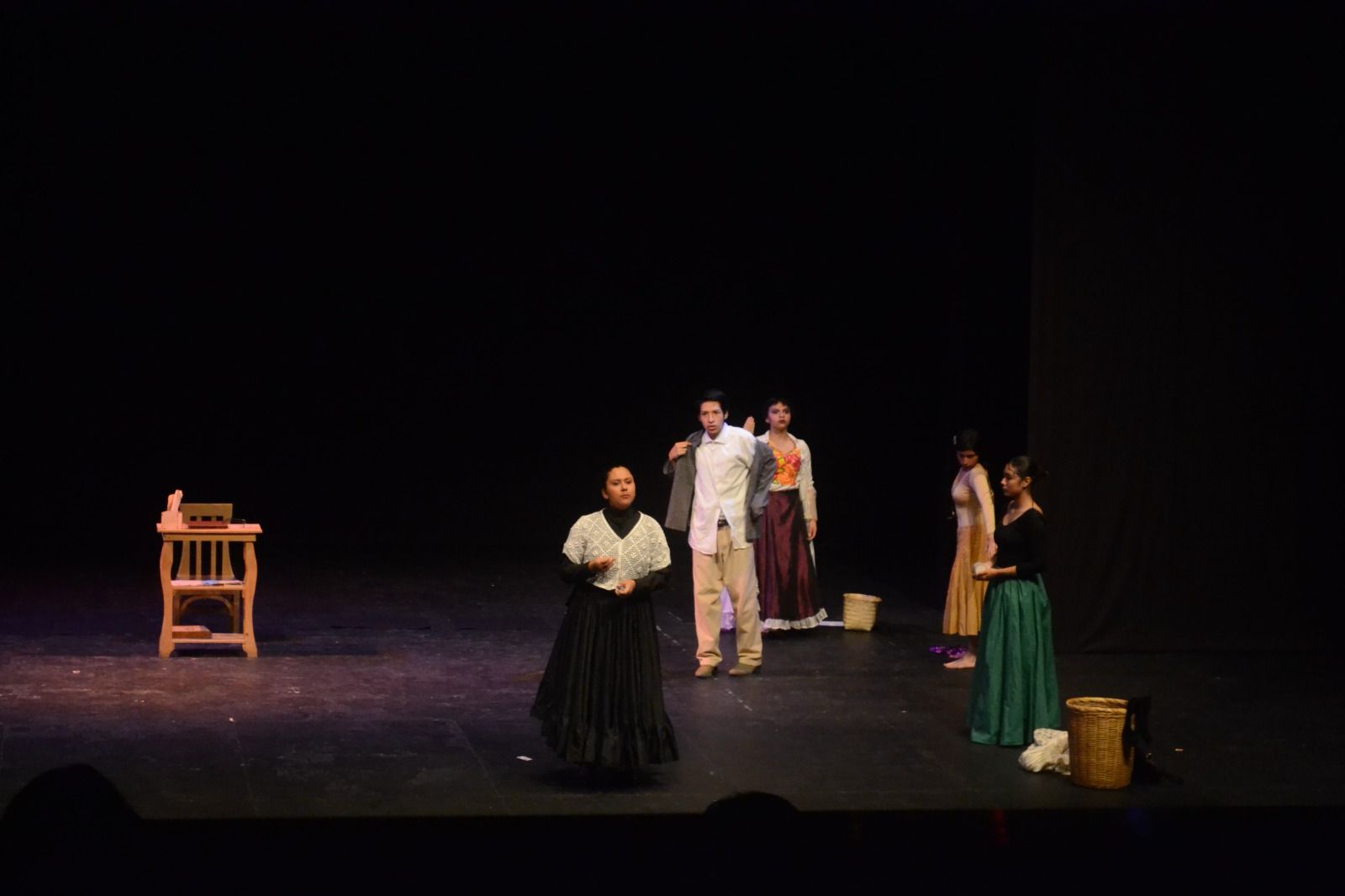 Convocan a estudiantes de bachillerato al Certamen de Teatro 2026 en Veracruz