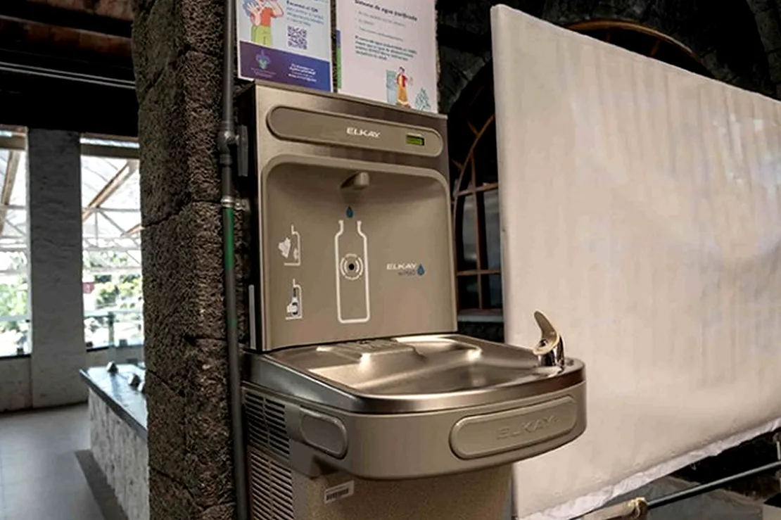 Reponen fuente de abastecimiento 94 en Casa del Lago de la Universidad Veracruzana — Hoy Xalapa