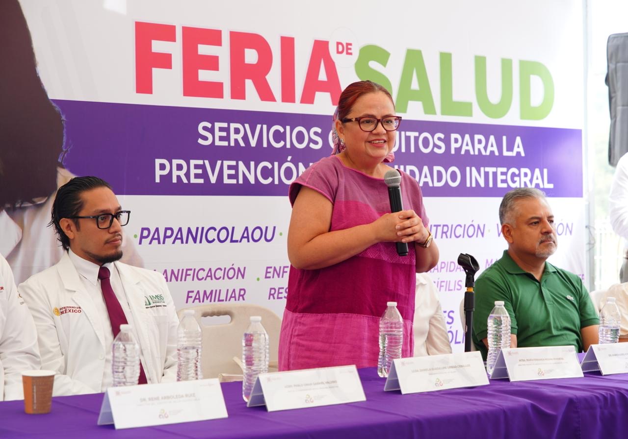 Feria de Salud para mujeres en el Centro Comunitario Arroyo Blanco en Xalapa