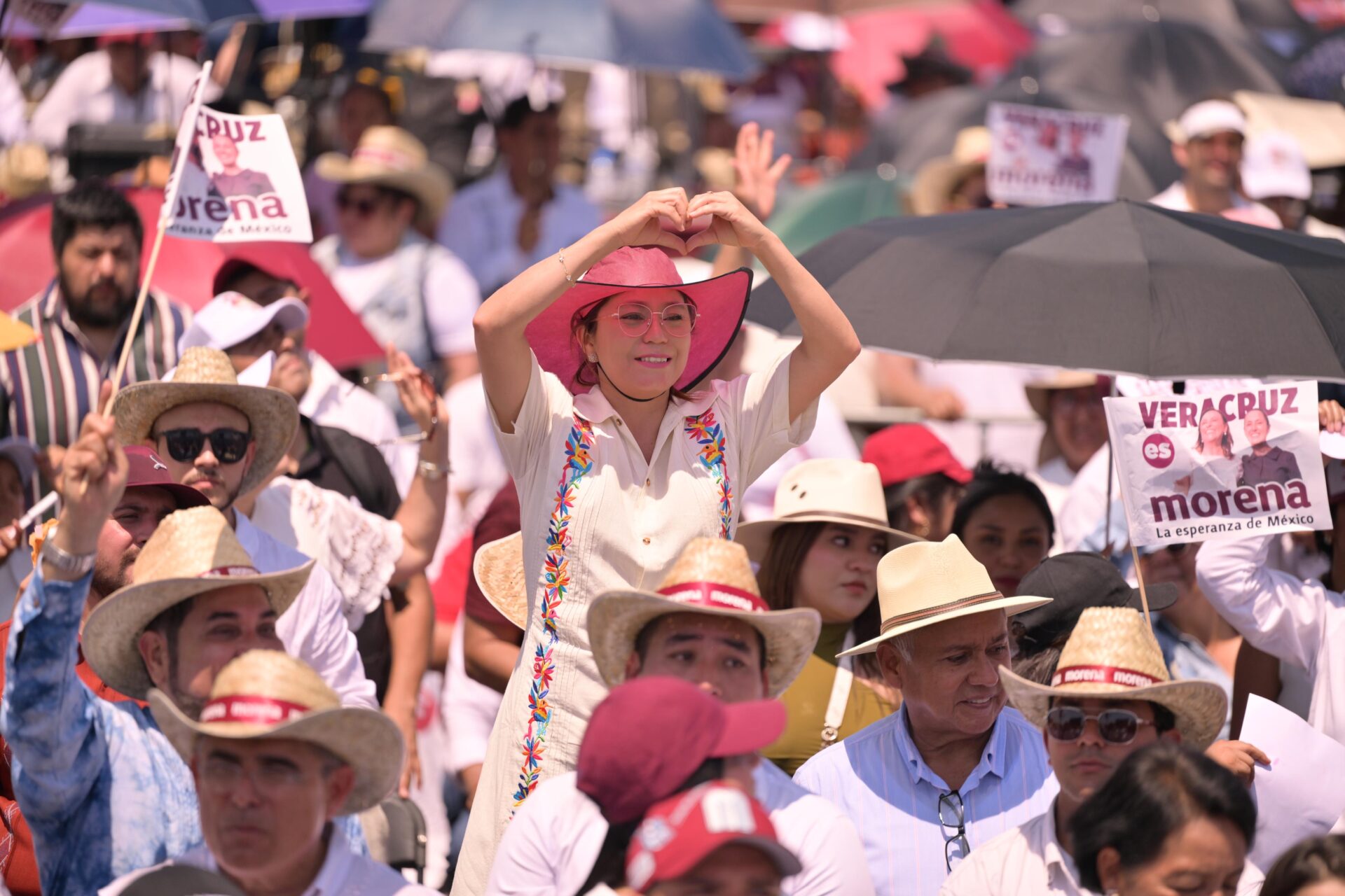45 mil personas respaldan a Sheinbaum y Nahle en Veracruz