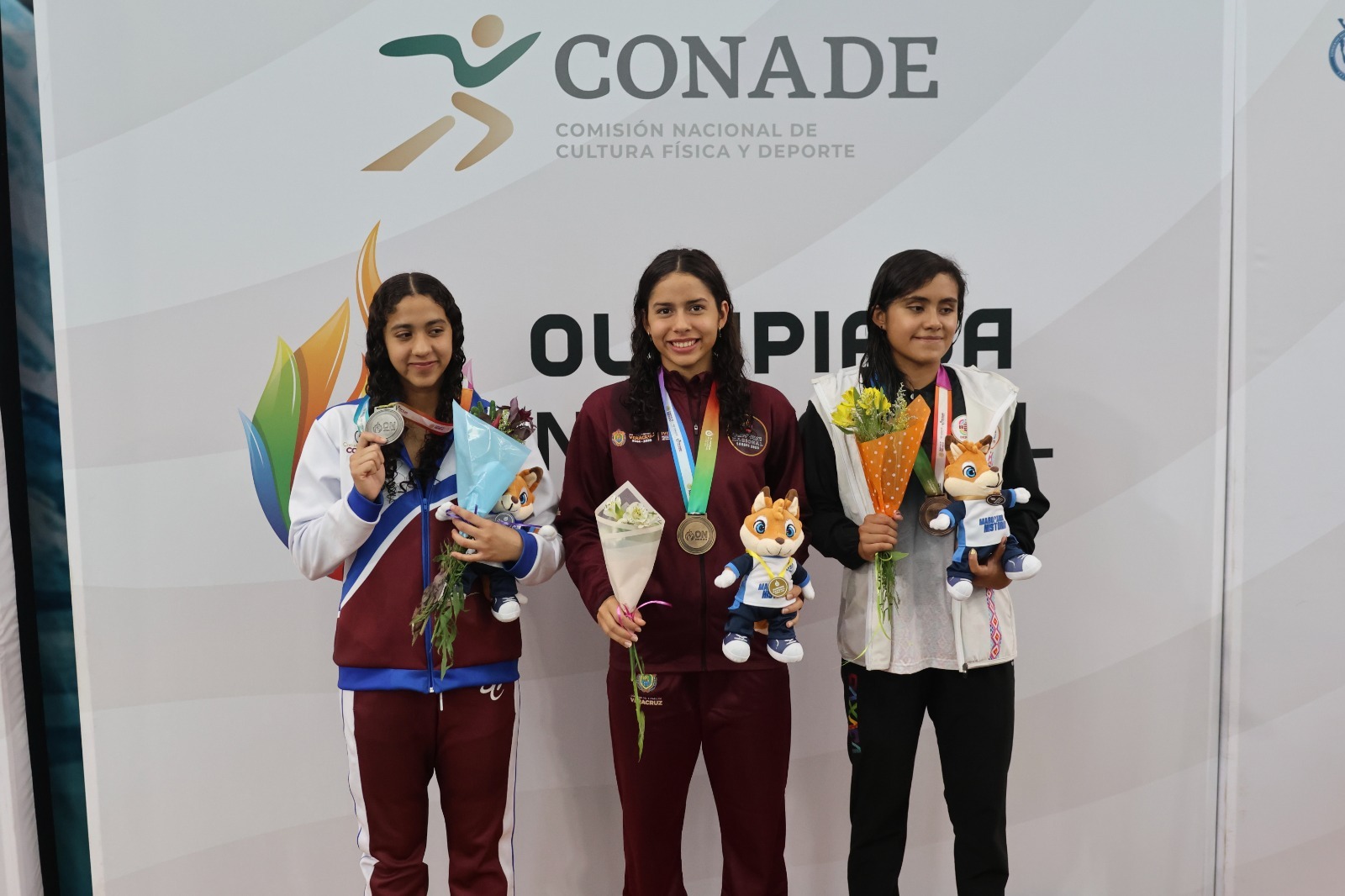 Atletas de Veracruz brillan en natación de la CONADE 2026
