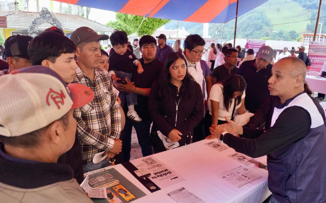 Más de 580 vacantes ofertan en Alpatláhuac a través de caravana de servicios