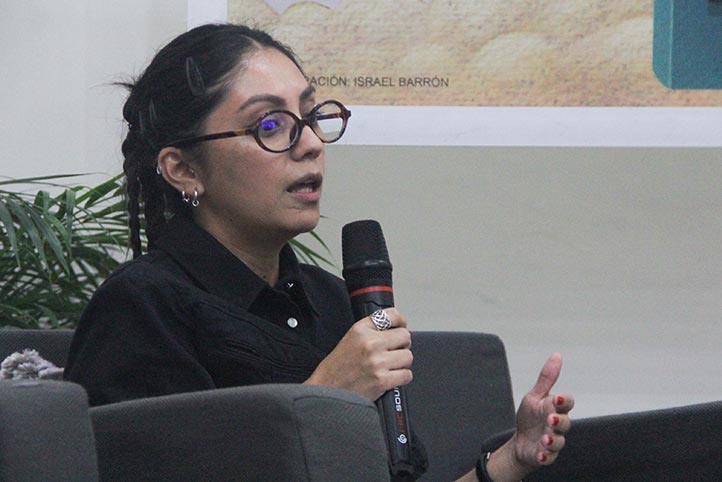 Especialistas en foro de FILU 2026 discuten memoria y violencia juvenil