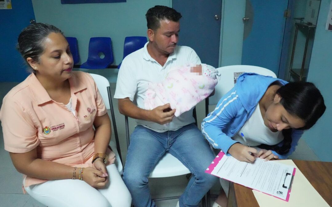 DIF Veracruz instala módulos gratuitos para registro de recién nacidos