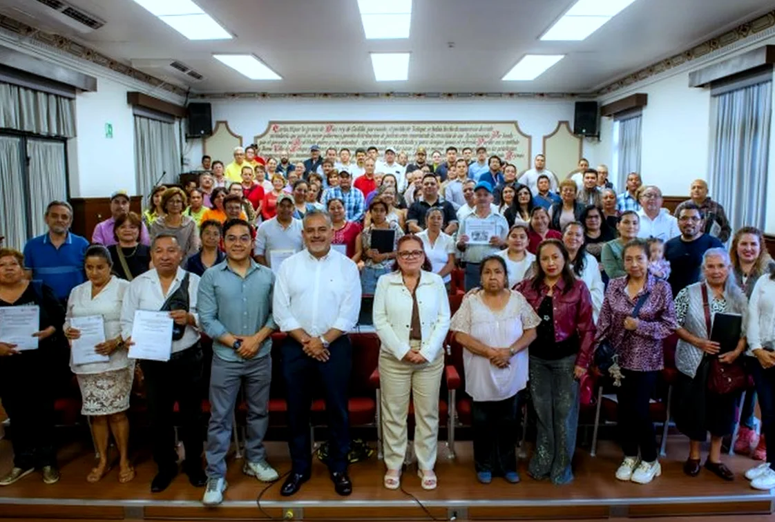 Distribuye Ayuntamiento 470 millones para proyectos públicos; capacitación a Comités de Fiscalización Social — Hoy Xalapa