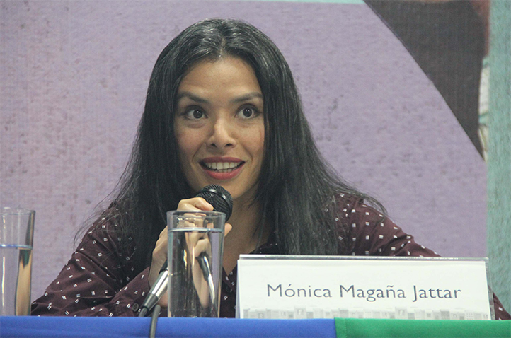 Presentación del libro Pantalones en mí en la Feria Internacional del Libro Universitario 2026