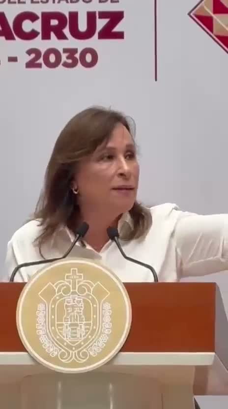 Gobernadora Rocío Nahle García habla sobre investigación de medicamentos vencidos contra el cáncer en Xalapa