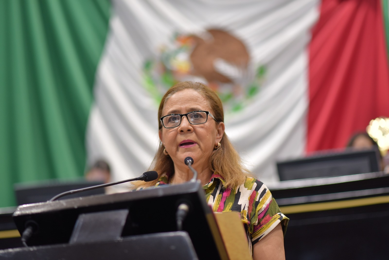 Propuesta de reforma constitucional para prohibir reelección y nepotismo electoral