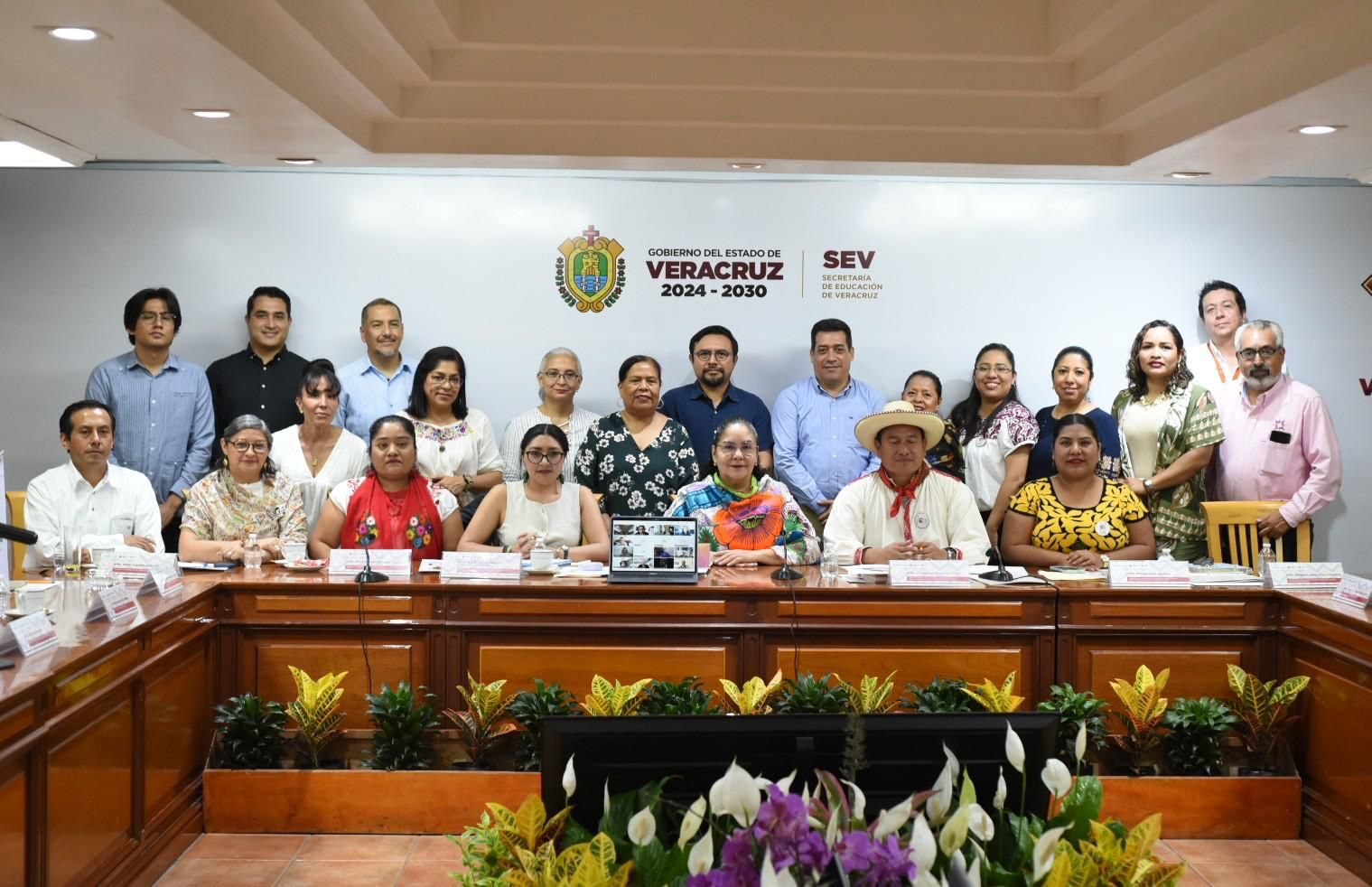 Segunda Reunión del Comité Nacional de Certificación de Lenguas Indígenas en la Secretaría de Educación de Veracruz en Xalapa