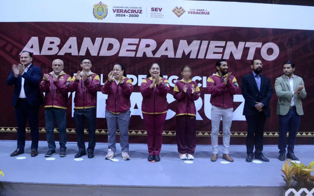 SEV abandera a delegación veracruzana para etapa nacional de juegos escolares
