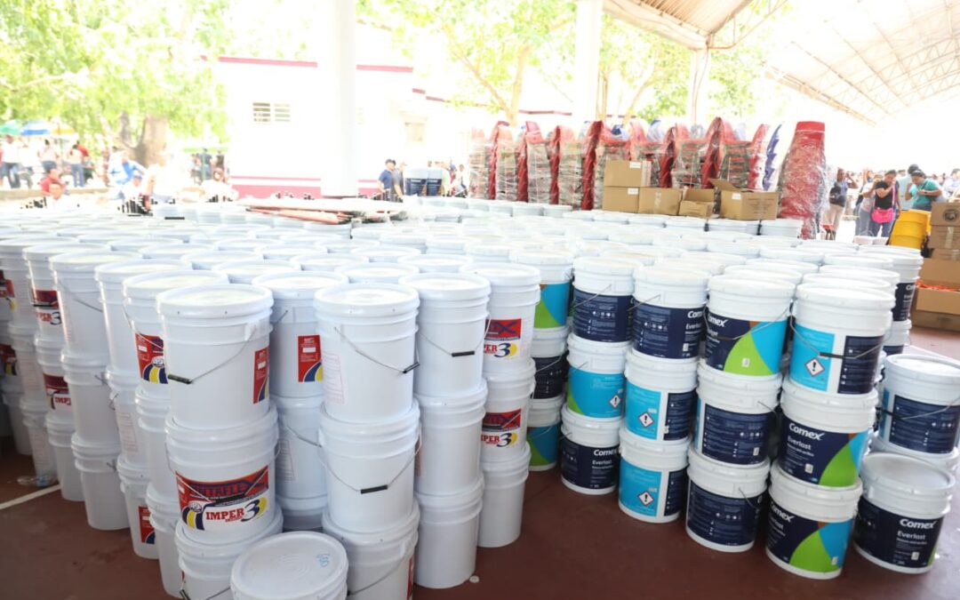SEV completa equipamiento escolar en 266 planteles de Álamo