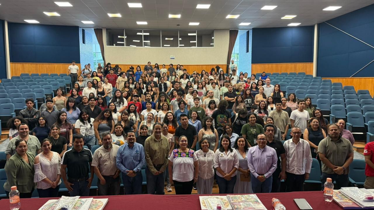Convocatoria de SEV e IVEA a estudiantes de la UV para alfabetización