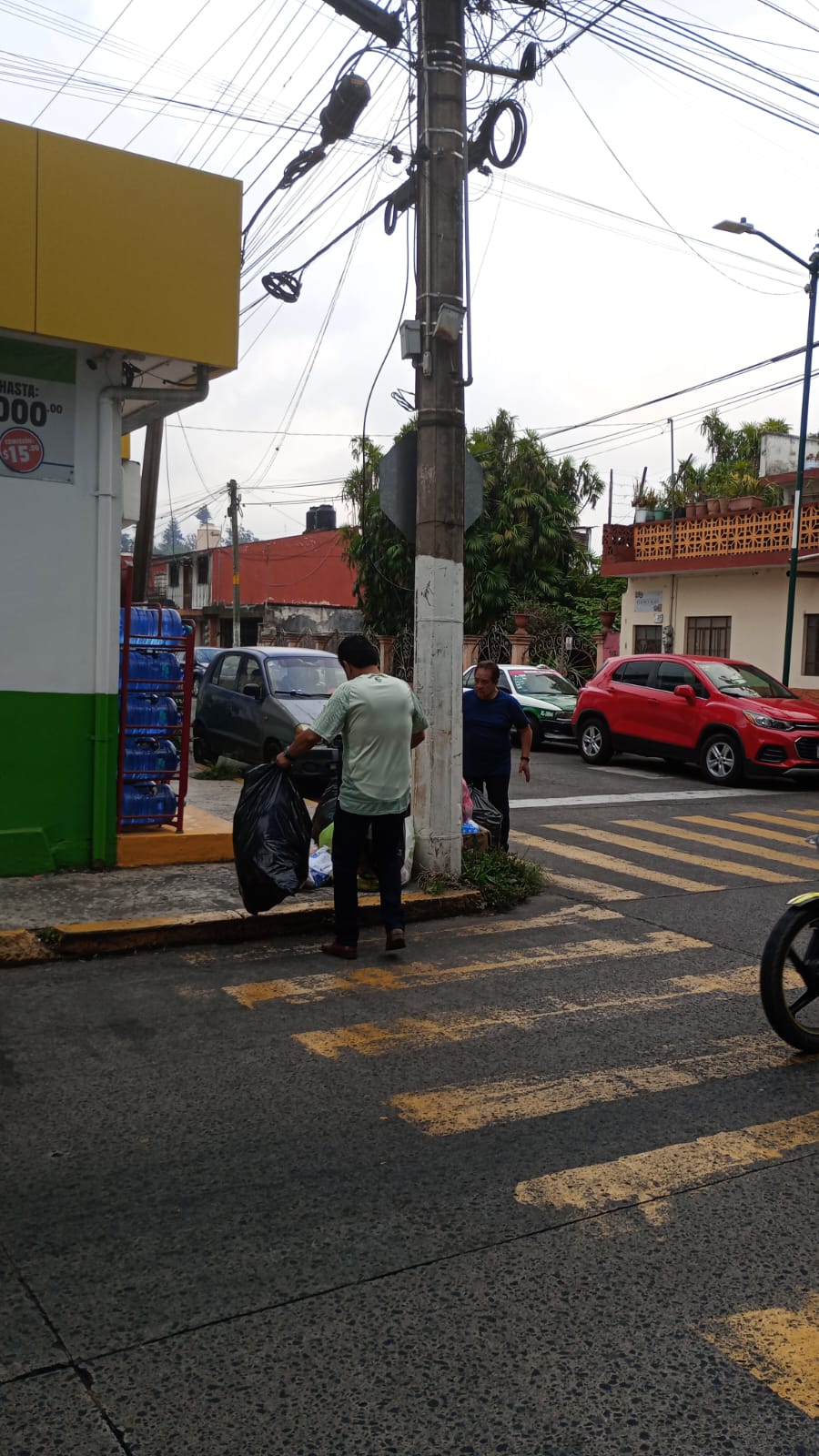 Francisco Martínez Tlapa llama a la corresponsabilidad para mantener limpia Xalapa