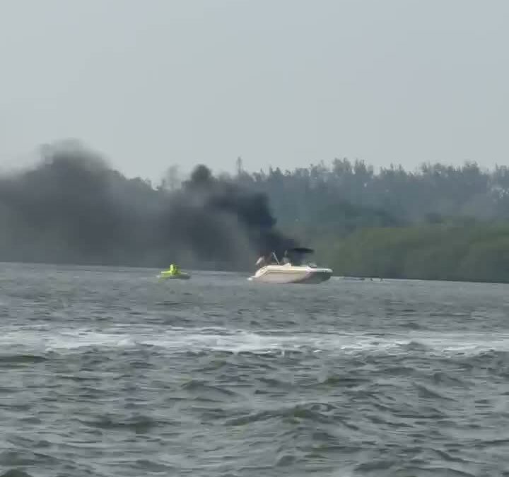 Video ubica a Zenyazen Escobar en moto acuática durante incendio de yate