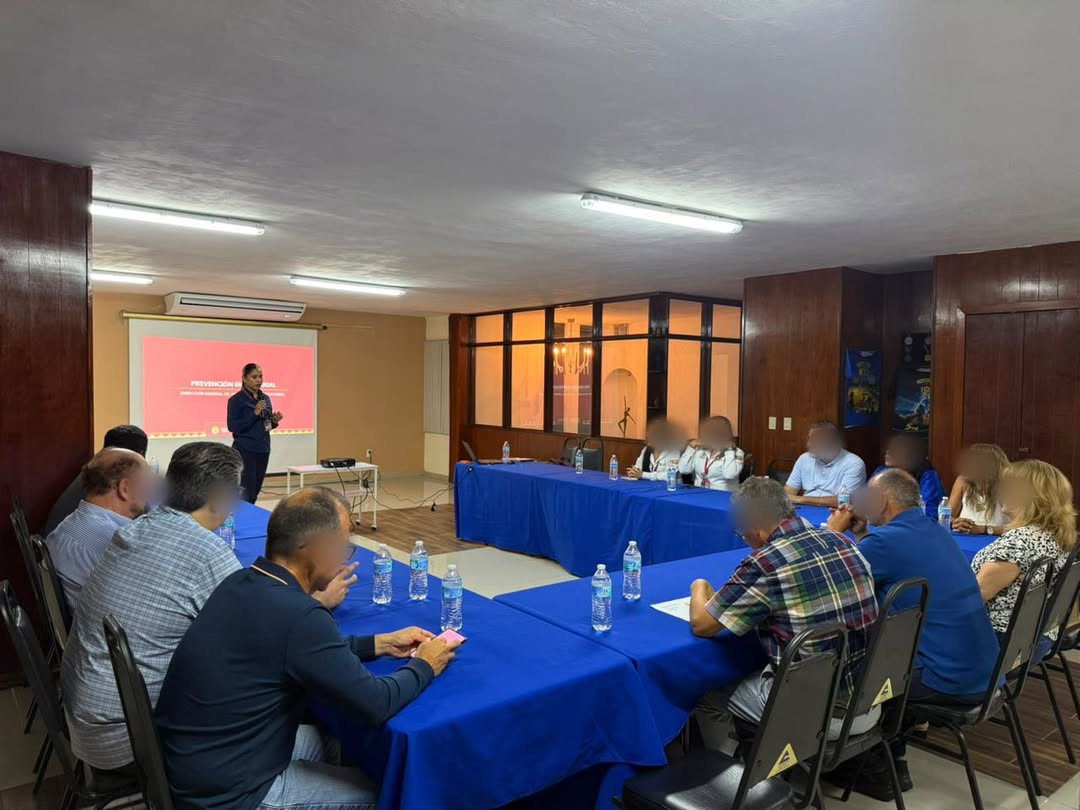 SSP Veracruz imparte capacitación sobre prevención de extorsión a CANACO Coatzacoalcos