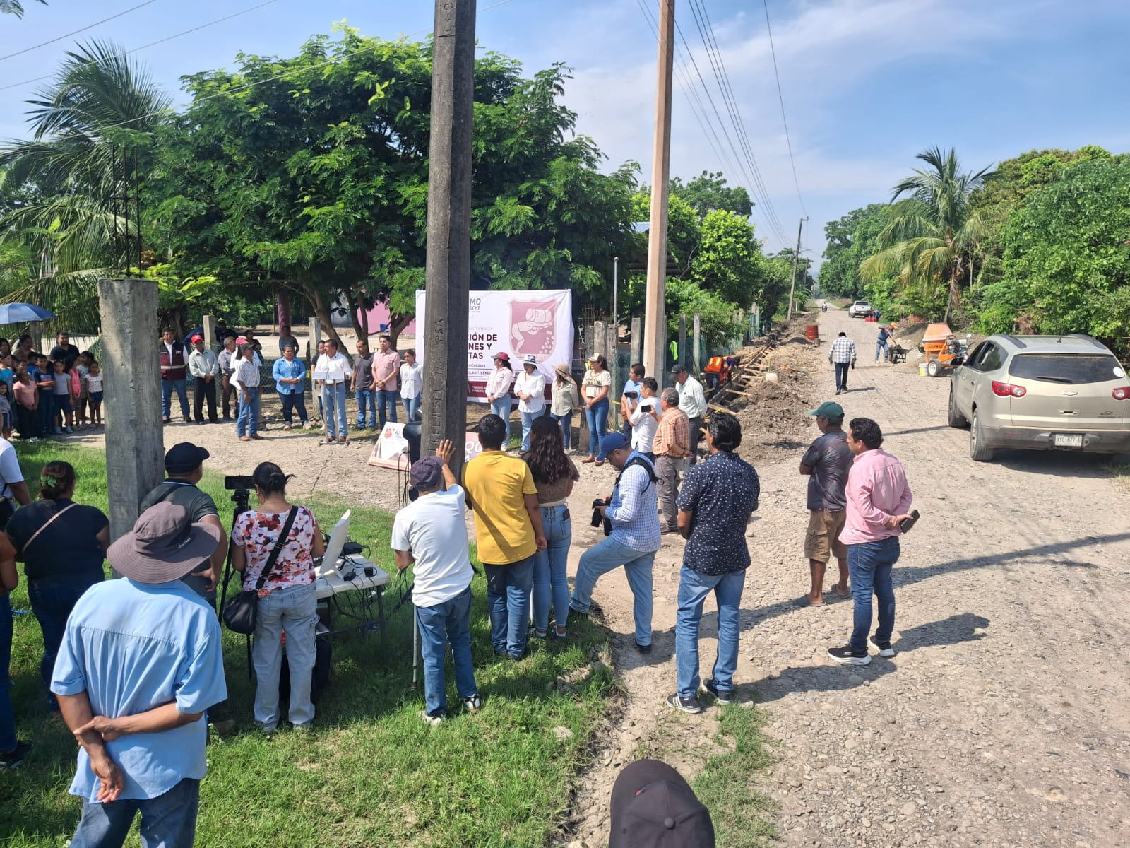 Álamo Temapache transforma impuestos en obras rurales