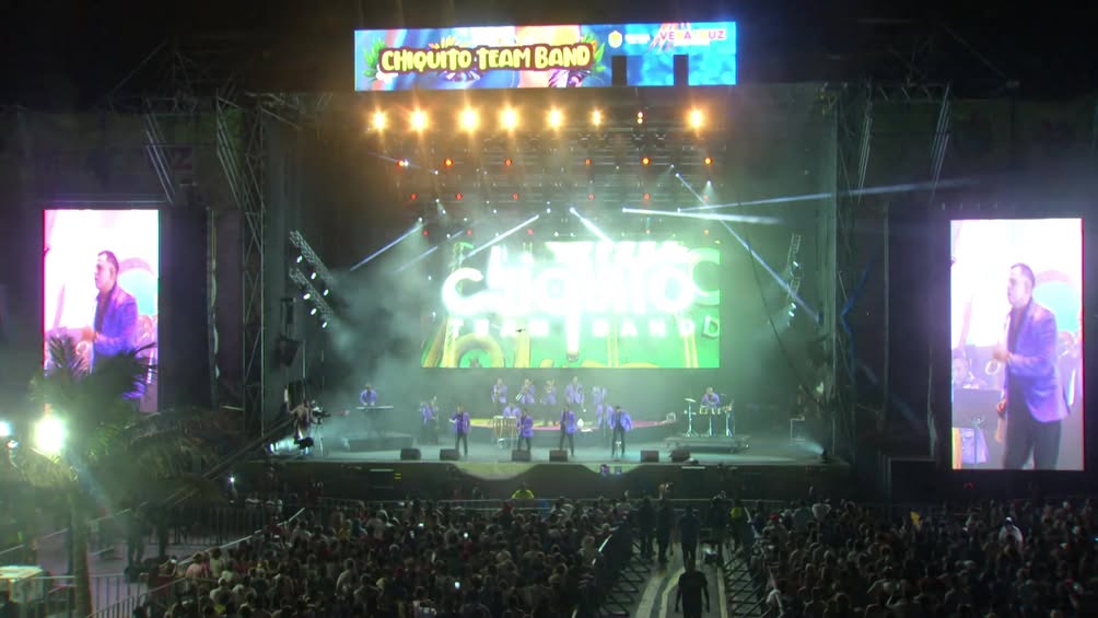 Chiquito Team Band tocando en el Salsódromo