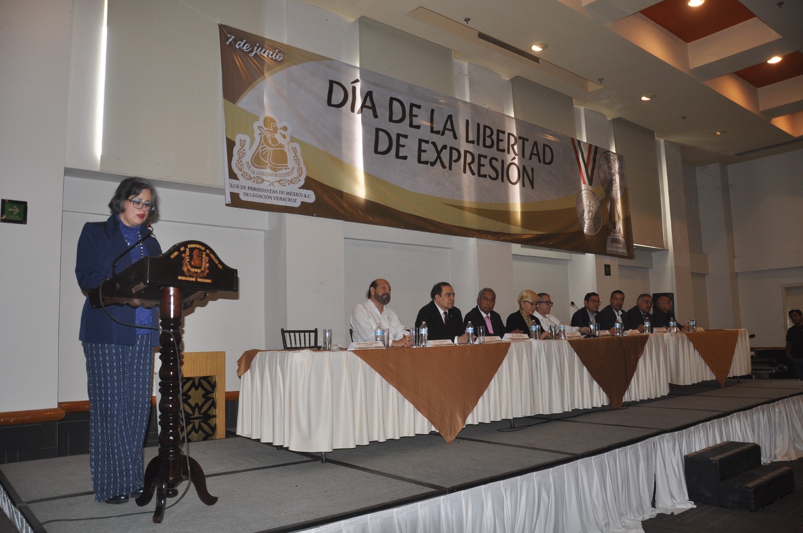 Ceremonia del Club de Periodistas de México en Xalapa por el Día de la Libertad de Expresión