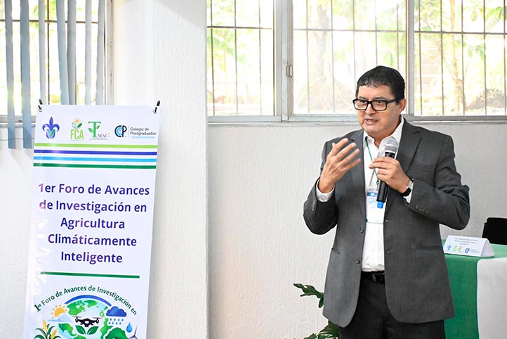 UV fomenta agricultura inteligente ante cambio climático con foro