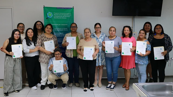 UV concluye curso de genética forense para familiares de desaparecidos