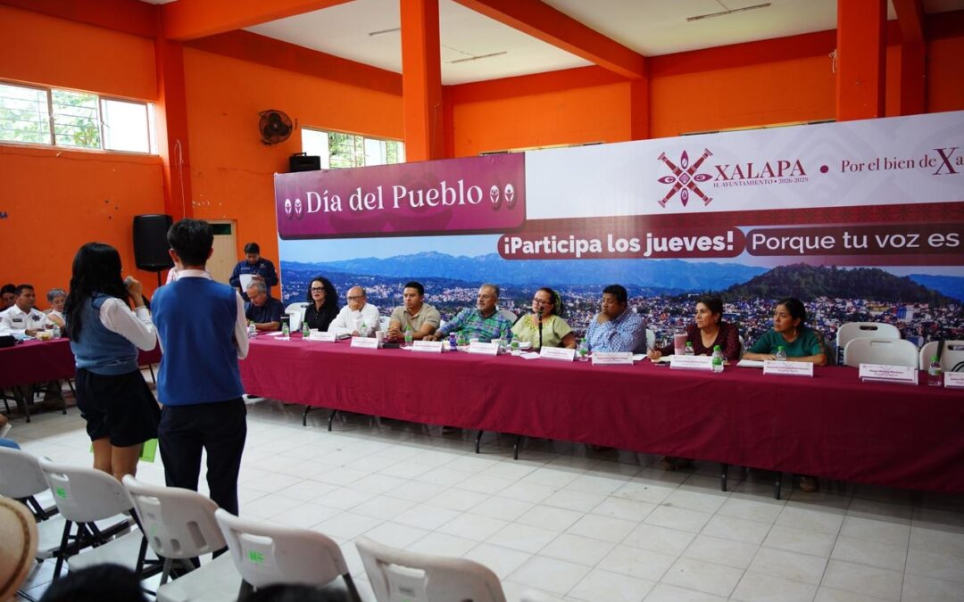 Alcaldesa Daniela Griego anuncia clínica en El Castillo