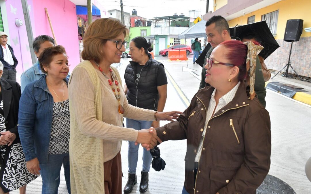 Daniela Griego entrega obras por más de 9 mdp en Xalapa