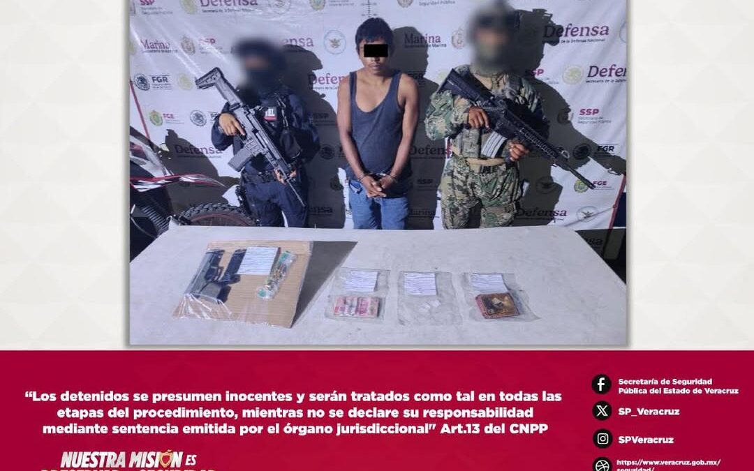 Detenido con armas, droga y dinero en Veracruz