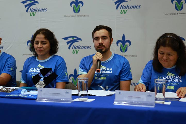UV presenta segunda Carrera Universitaria La paz nos mueve