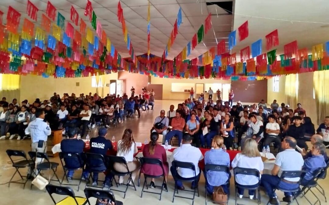 Imparten plática de educación vial a estudiantes en Tlacotalpan y Zacualpan