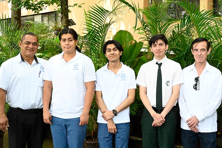 Tres estudiantes veracruzanos clasificados a Olimpiadas de Física internacionales