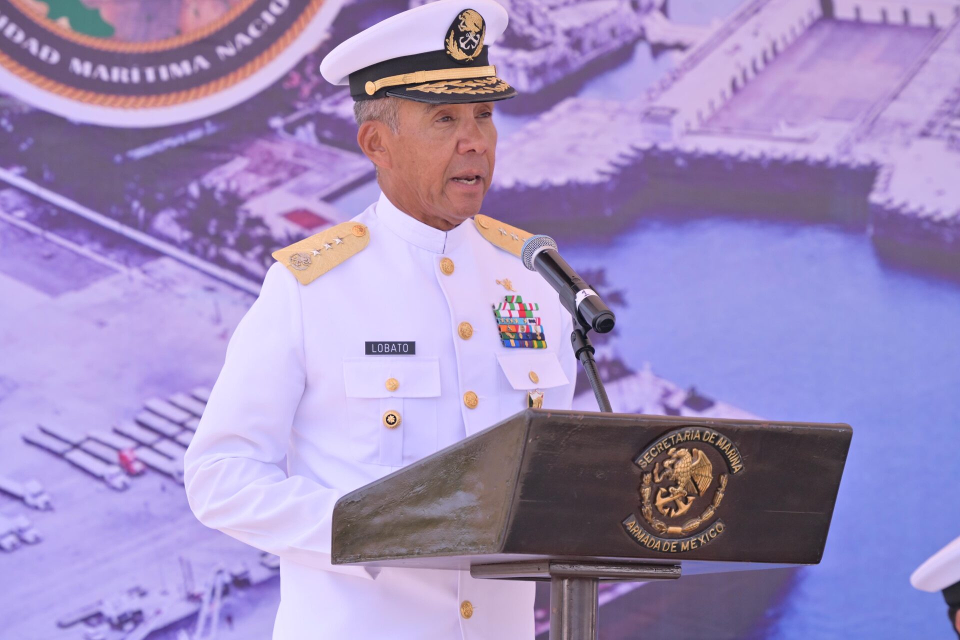 Veracruz conmemora Día de la Marina con llamado a soberanía
