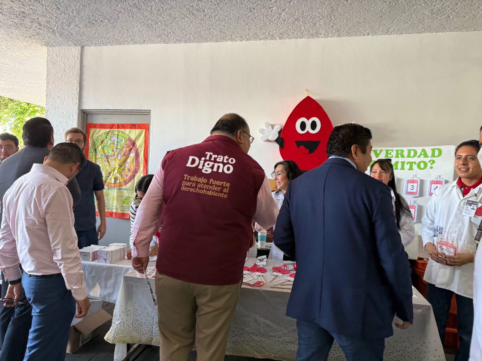 ISSSTE Veracruz realiza feria de salud para hombres en Xalapa
