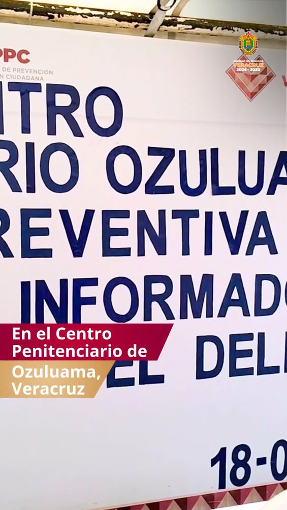 Asistentes participando en la 12ª Feria Unidos e Informados en el Centro Penitenciario de Ozuluama