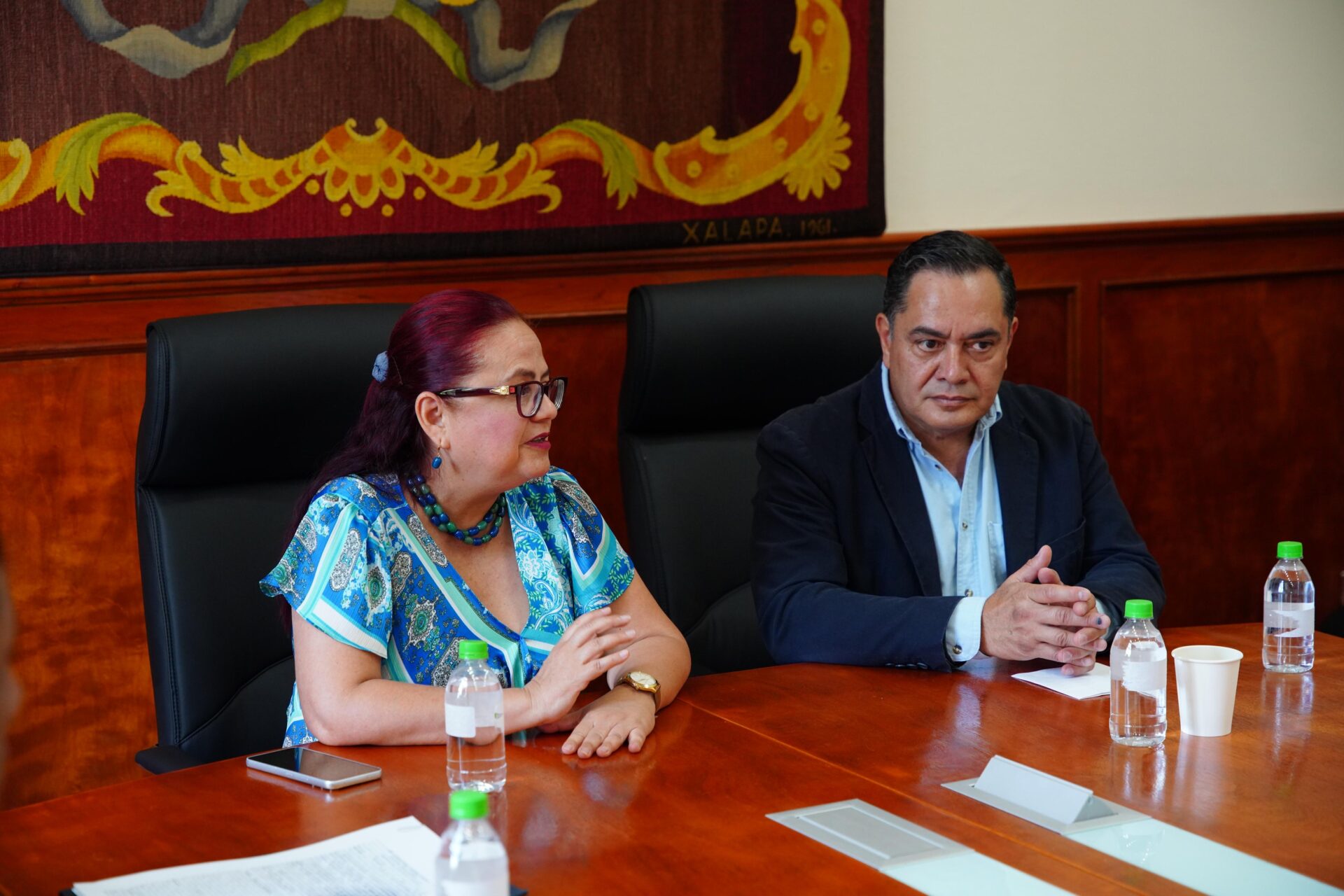 Firma del contrato de compra-venta del inmueble para CMAS en Xalapa