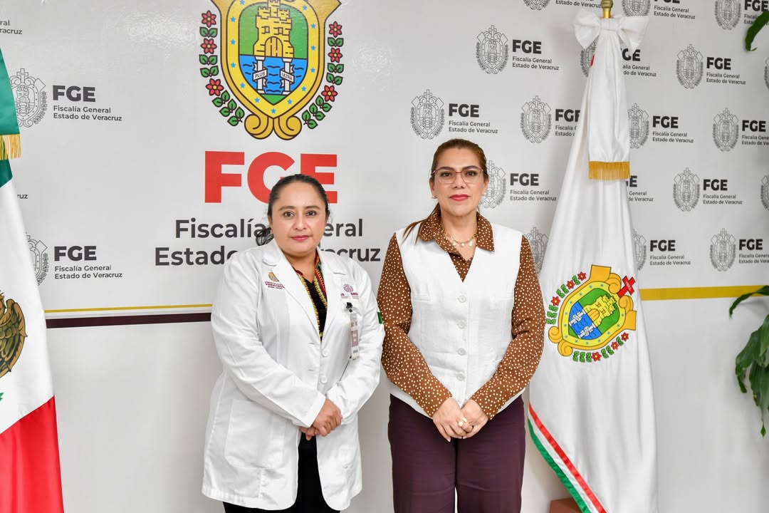 Fiscal General Lisbeth Jiménez y Secretaria de Salud Mariela Hernández durante reunión de trabajo