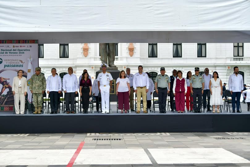 Arranque del programa Heroínas y Héroes Paisanos en la Macro Plaza de Veracruz