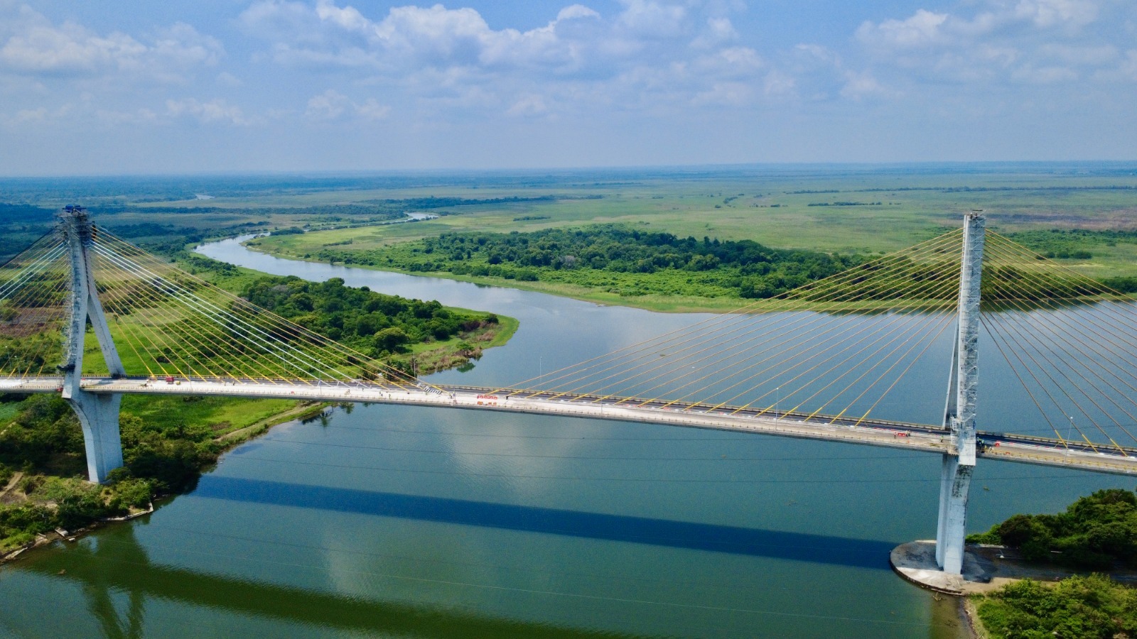 Gobierno de México invierte 18 mil mdp en carreteras de Veracruz