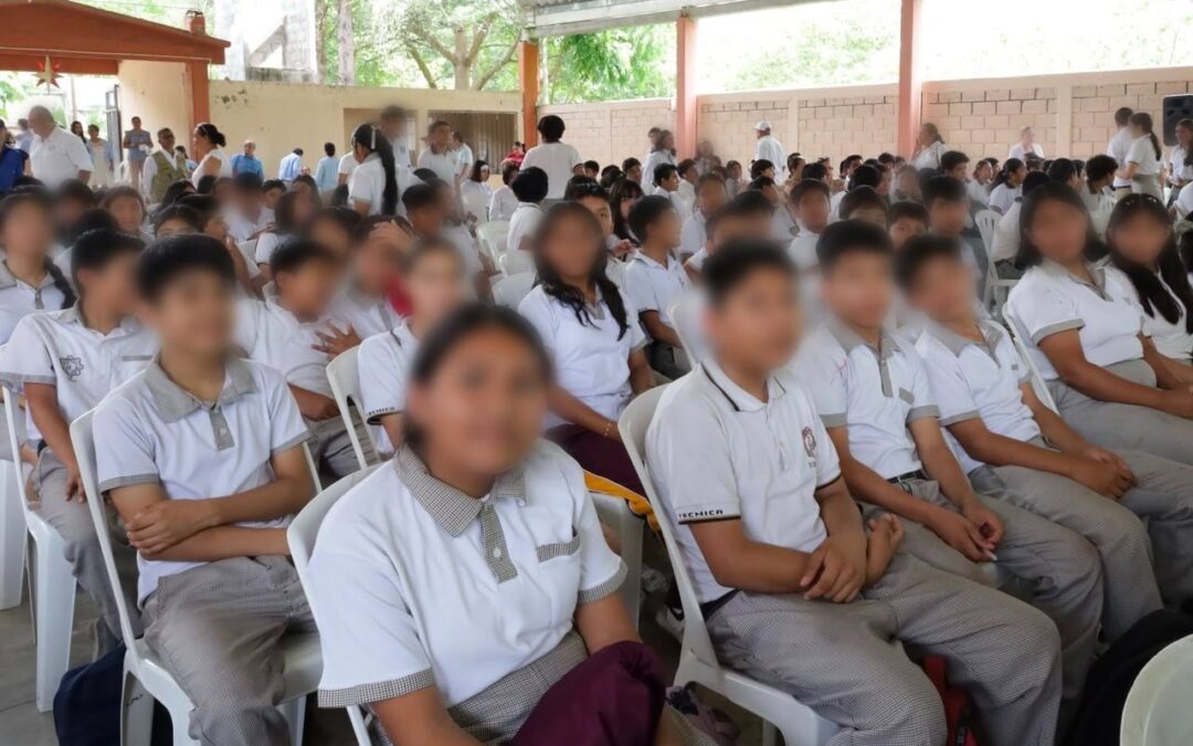 Estudiantes y familias participan en prevención de violencia