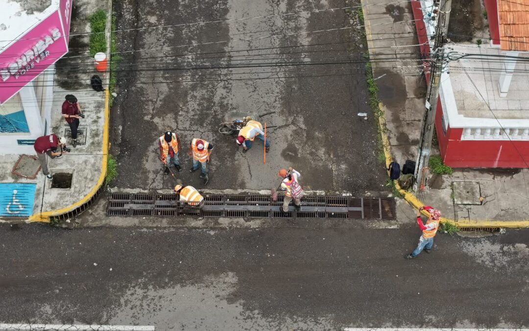 Limpieza preventiva de canales reduce inundaciones en Veracruz