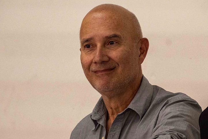 Octavio Escobar Giraldo durante su visita a la Universidad Veracruzana
