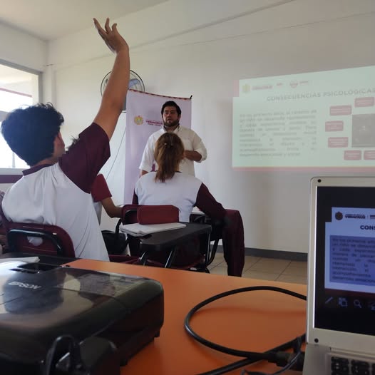 Prevención de violencia digital en COBAEV 66 Xalapa II