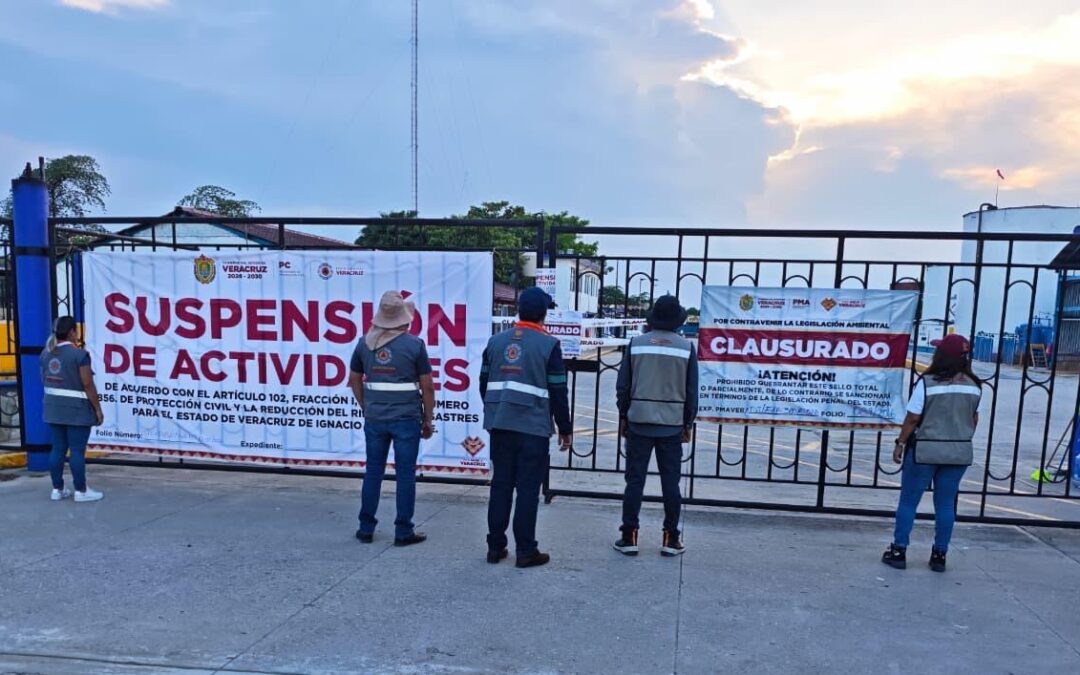 PMA y PC suspenden alcoholera en Nopaltepec tras mortandad de peces