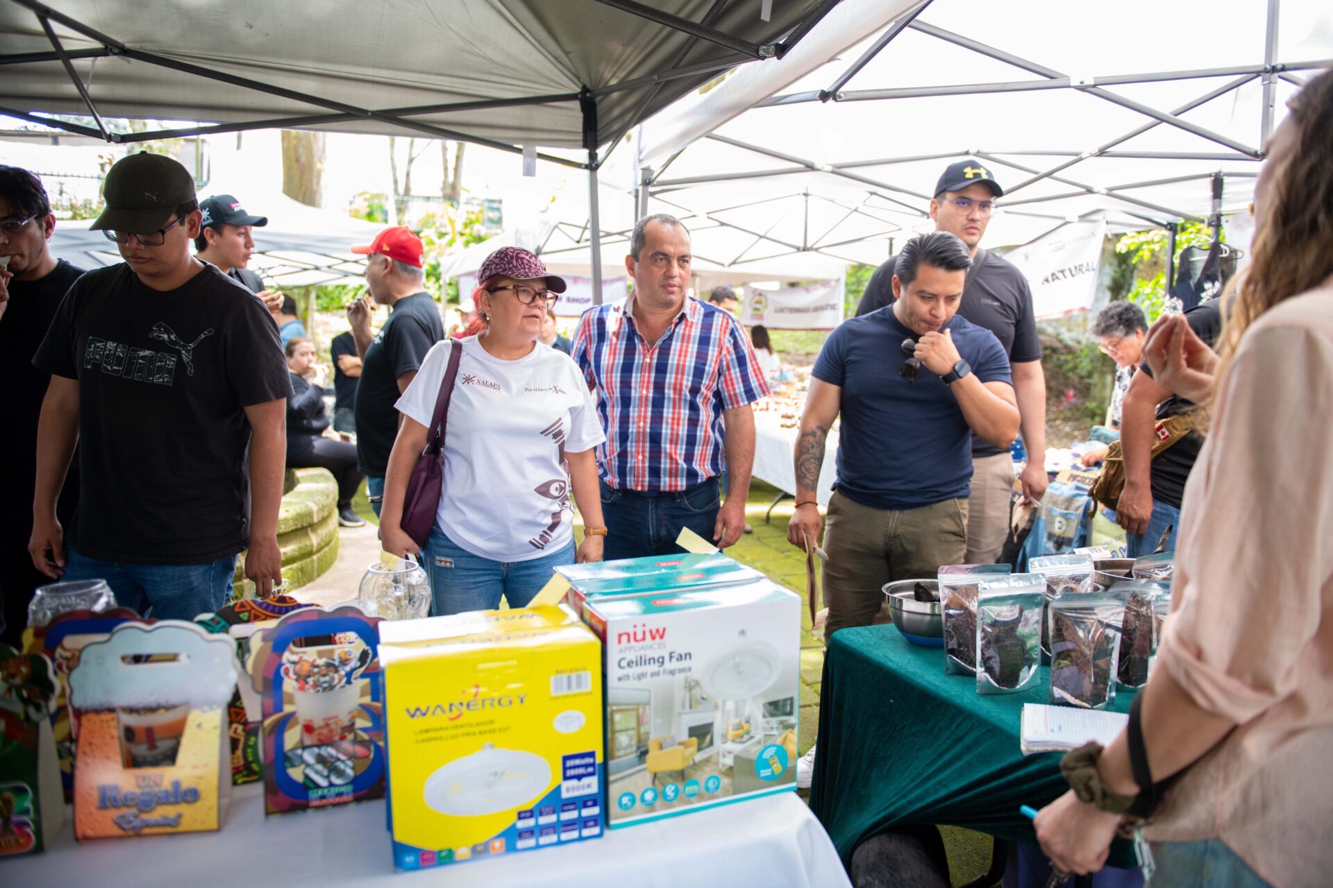Segunda edición del Mercadito Bicentenario en Xalapa