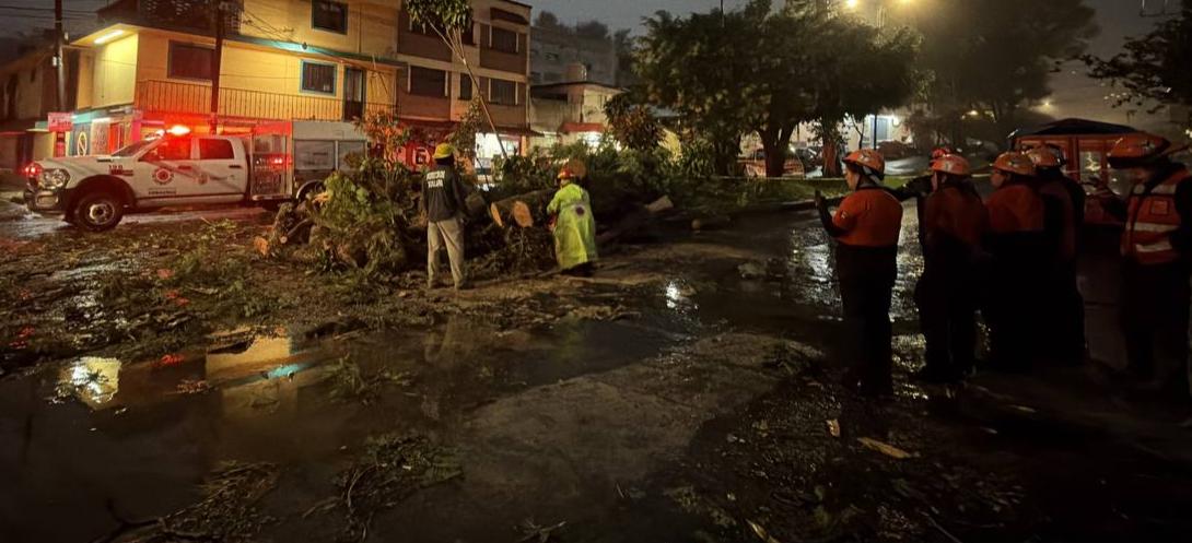 Protección Civil monitorea lluvias en Xalapa y cuencas sin riesgo