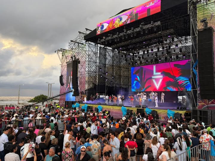 Equipo de Protección Civil Veracruz durante operativo en el Salsódromo del Salsa Fest 2026
