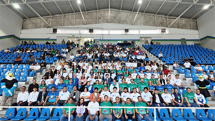 Rector Martín Aguilar Sánchez en la inauguración de la 5ª Jornada Interdisciplinaria y la Copa FutBotMX 2026 en la Universidad Veracruzana