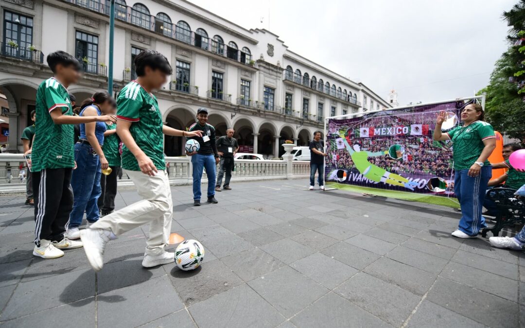 Xalapa vive la pasión del Mundial con Zona Fan en el parque Juárez