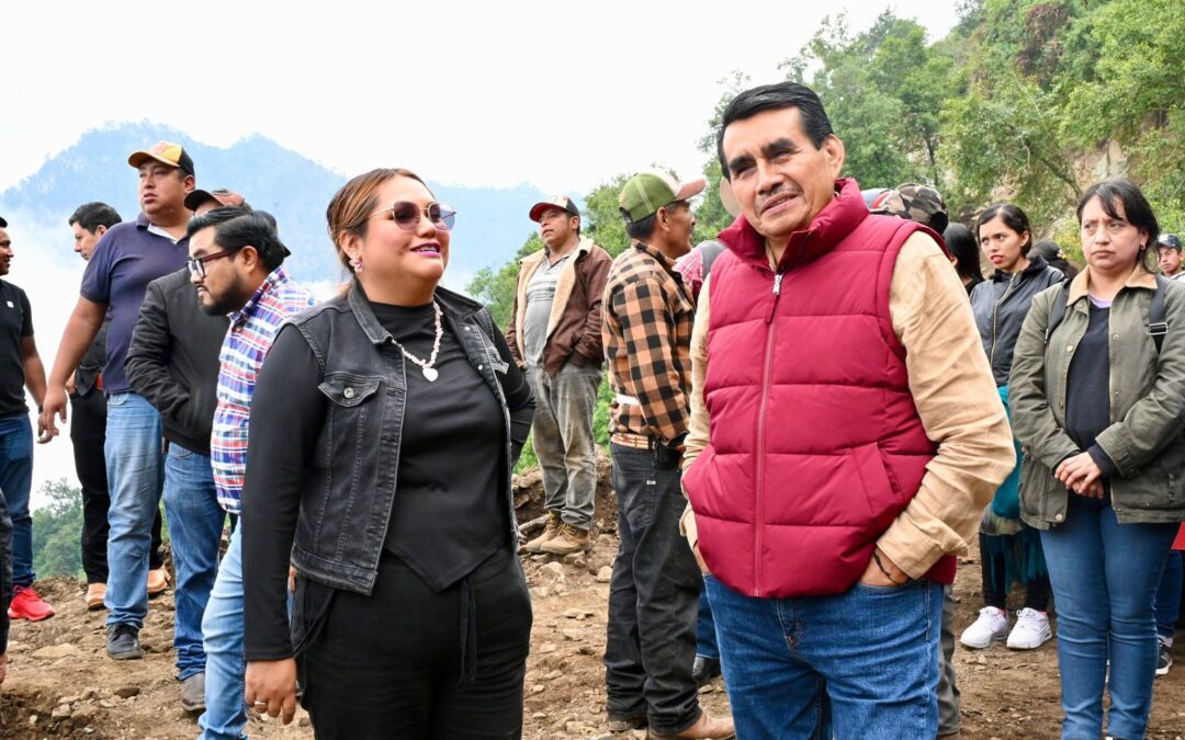Con la 4T, llega la justicia social a Tlacolulan